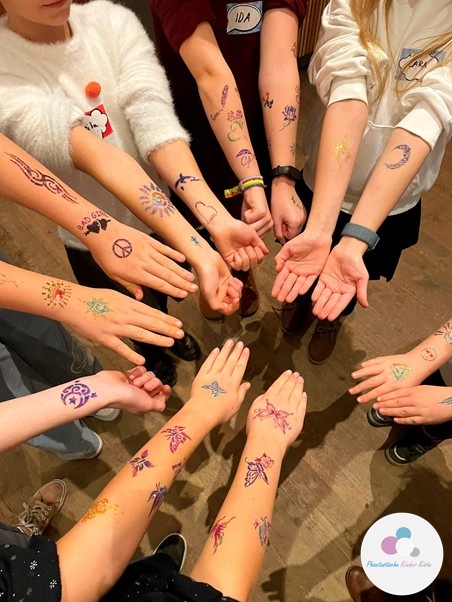 Phantastische Kinder Kiste🎁 Sabrina ✆ 0160 938 779 58 ⭐ Phantastische Kinder Kiste🎁 Sabrina ✆ 0160 938 779 58 ⭐